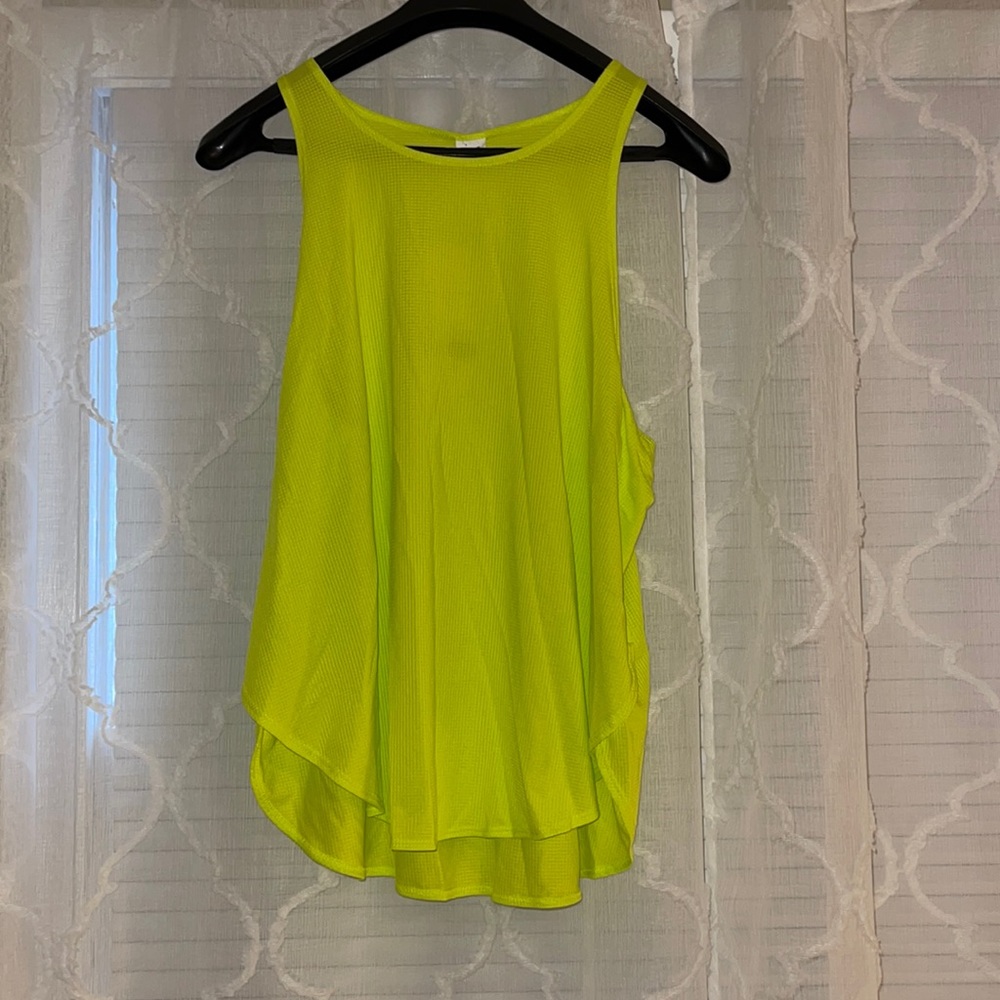 NWT Fabletics workout top size XL